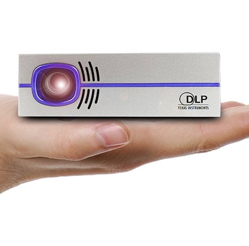 AAXA P8 projector connects iPad or iPhone