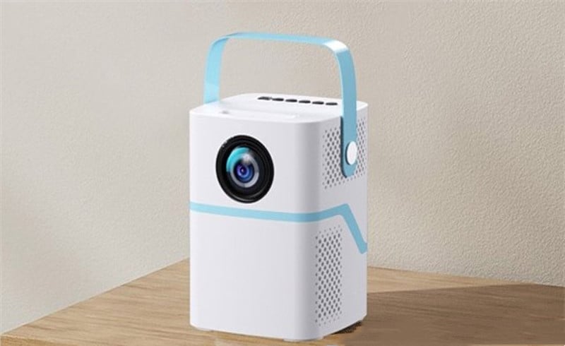 Ristar Q6 Review: How is This Portable Projector?