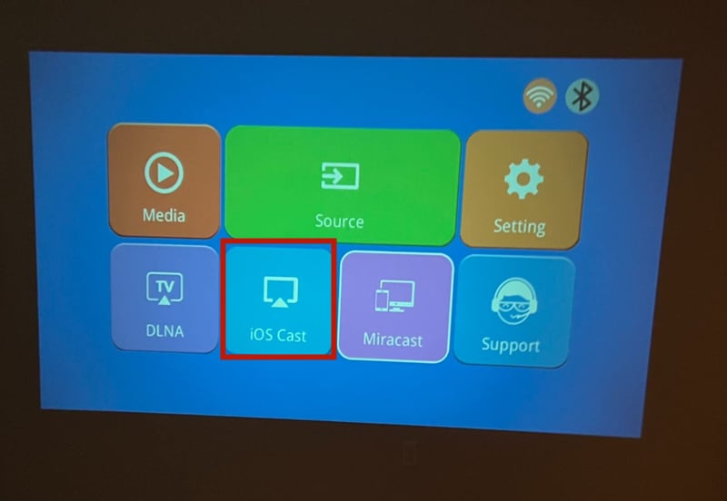 how-to-connect-vecupou-projector-to-iphone-projector1