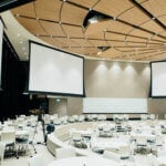 How to Choose a Projector for Conference Room?